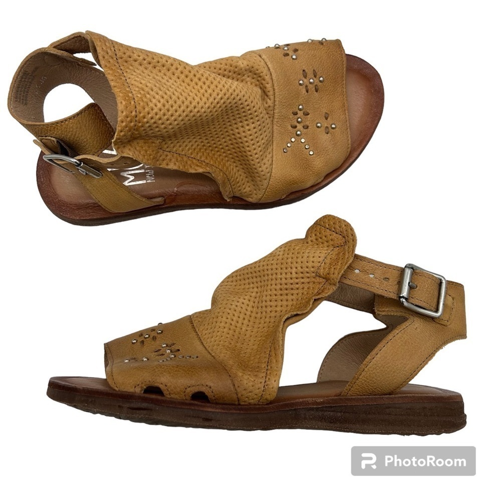 Miz Mooz Leather Wide Width Ankle-Strap Sandals Fifi Wheat - Wide